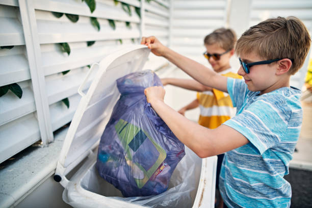 Best Junk Hauling Services  in Richmond, MI